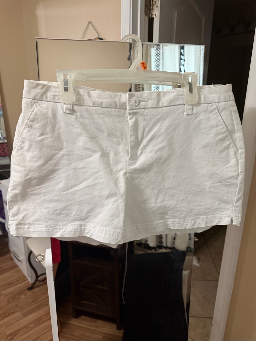 Magellan Outdoors White Cotton Shorts